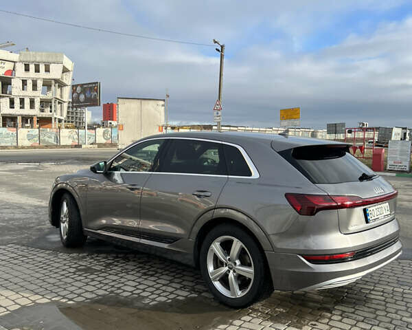 Ауди E-Tron, объемом двигателя 0 л и пробегом 67 тыс. км за 34999 $, фото 23 на Automoto.ua