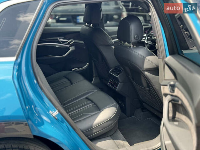 Ауди E-Tron, объемом двигателя 0 л и пробегом 33 тыс. км за 46000 $, фото 25 на Automoto.ua