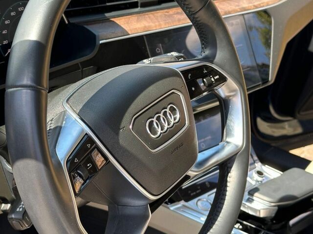 Ауди E-Tron, объемом двигателя 0 л и пробегом 55 тыс. км за 32500 $, фото 12 на Automoto.ua