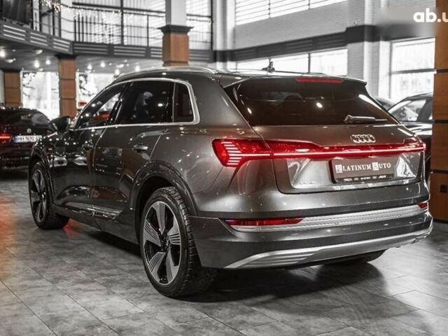 Ауді E-Tron, об'ємом двигуна 0 л та пробігом 61 тис. км за 39900 $, фото 13 на Automoto.ua