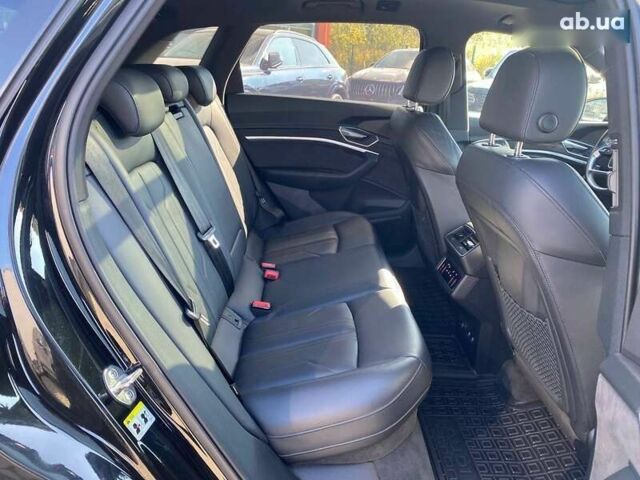 Ауди E-Tron, объемом двигателя 0 л и пробегом 81 тыс. км за 34950 $, фото 27 на Automoto.ua