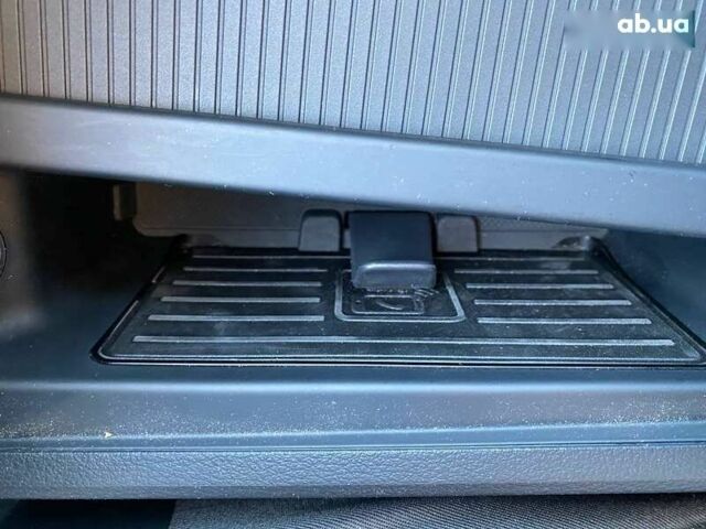 Ауди E-Tron, объемом двигателя 0 л и пробегом 66 тыс. км за 32900 $, фото 18 на Automoto.ua