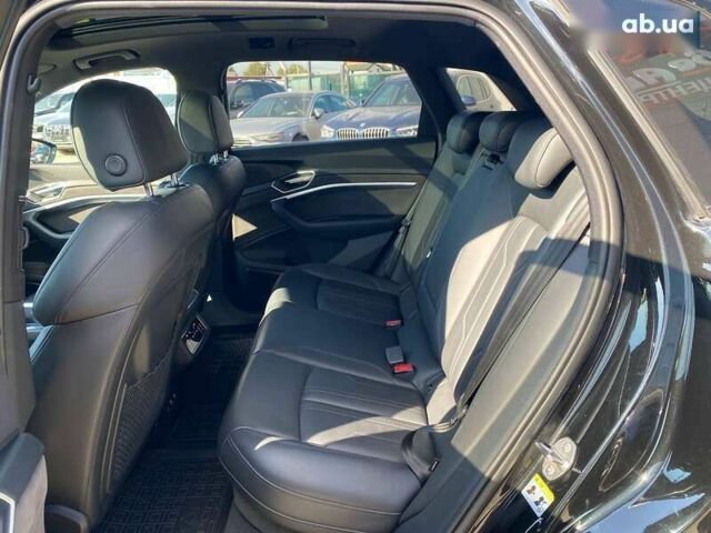 Ауди E-Tron, объемом двигателя 0 л и пробегом 81 тыс. км за 34950 $, фото 24 на Automoto.ua