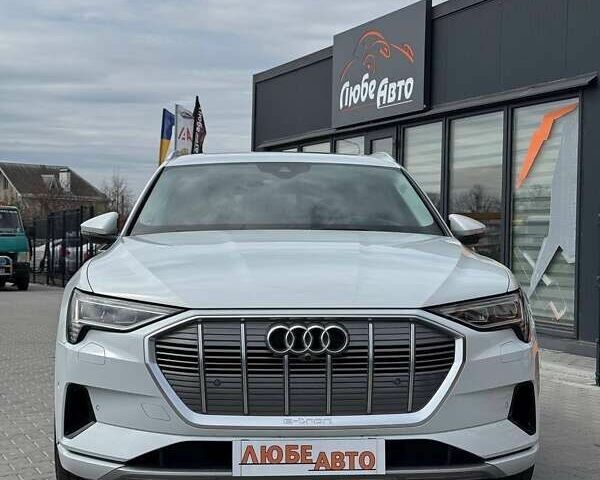 Ауди E-Tron, объемом двигателя 0 л и пробегом 61 тыс. км за 33700 $, фото 3 на Automoto.ua