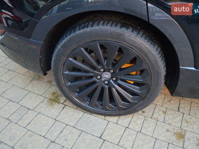 Ауди E-Tron, объемом двигателя 0 л и пробегом 59 тыс. км за 35900 $, фото 6 на Automoto.ua