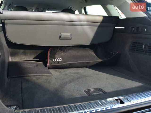 Ауди E-Tron, объемом двигателя 0 л и пробегом 72 тыс. км за 31405 $, фото 37 на Automoto.ua