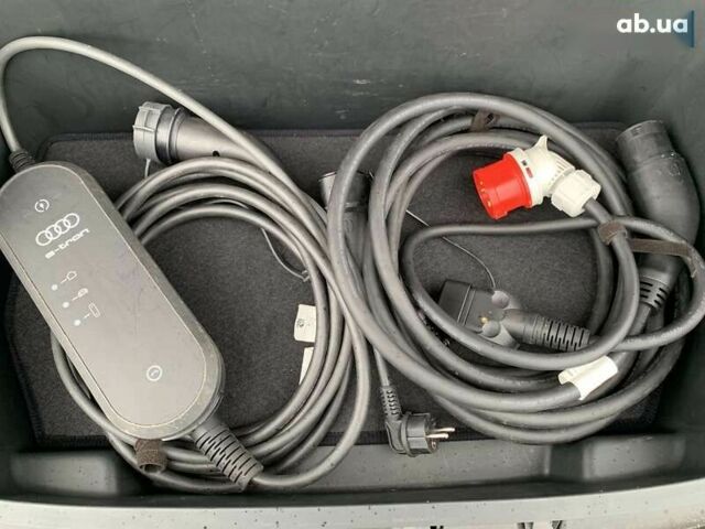 Ауди E-Tron 2020 в Львове на Automoto.ua Ауди E-Tron, объемом двигателя 0 л и пробегом 44 тыс. км за 26900 $, фото 23 на Automoto.ua