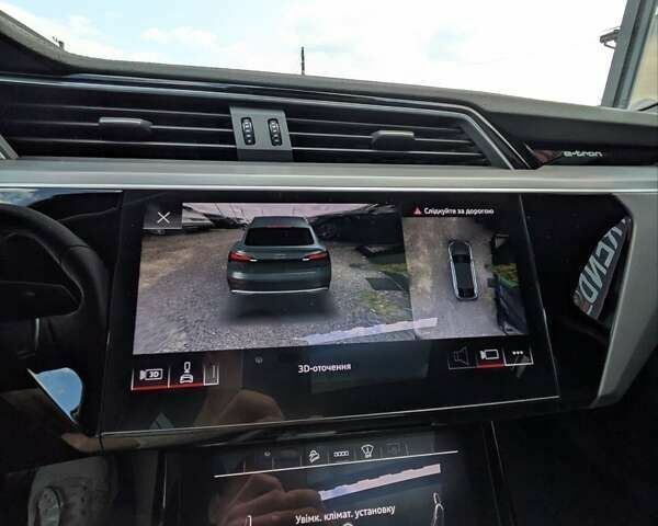 Ауди E-Tron, объемом двигателя 0 л и пробегом 62 тыс. км за 38900 $, фото 27 на Automoto.ua