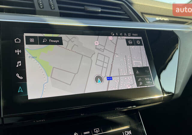 Ауди E-Tron, объемом двигателя 0 л и пробегом 72 тыс. км за 31405 $, фото 21 на Automoto.ua