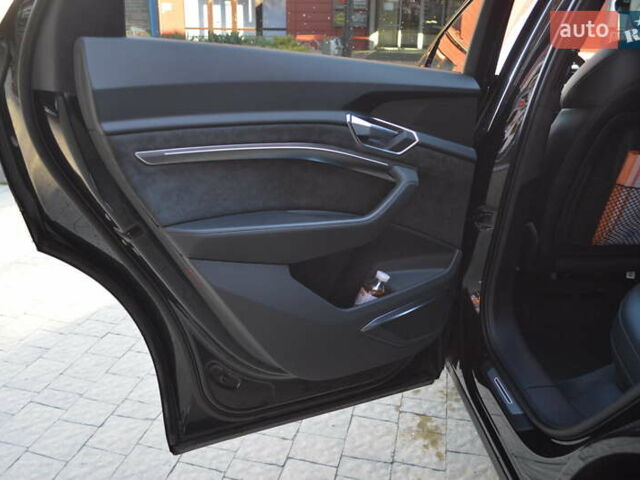 Ауди E-Tron, объемом двигателя 0 л и пробегом 59 тыс. км за 35900 $, фото 36 на Automoto.ua