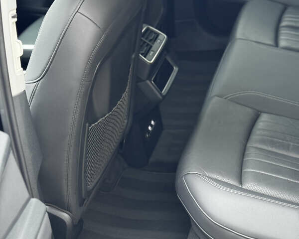 Ауди E-Tron, объемом двигателя 0 л и пробегом 95 тыс. км за 28750 $, фото 27 на Automoto.ua