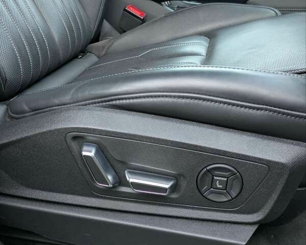 Ауди E-Tron, объемом двигателя 0 л и пробегом 73 тыс. км за 33900 $, фото 29 на Automoto.ua