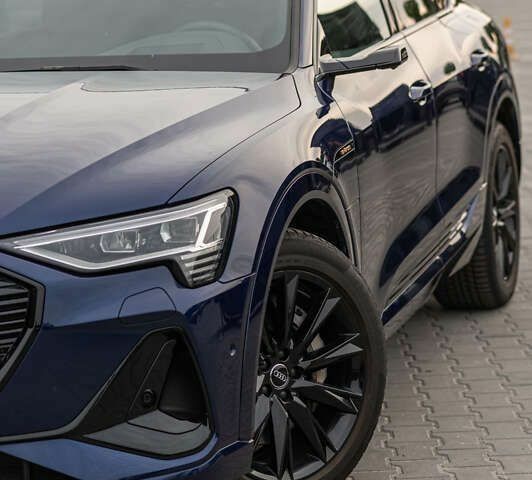 Ауди E-Tron, объемом двигателя 0 л и пробегом 67 тыс. км за 38500 $, фото 15 на Automoto.ua