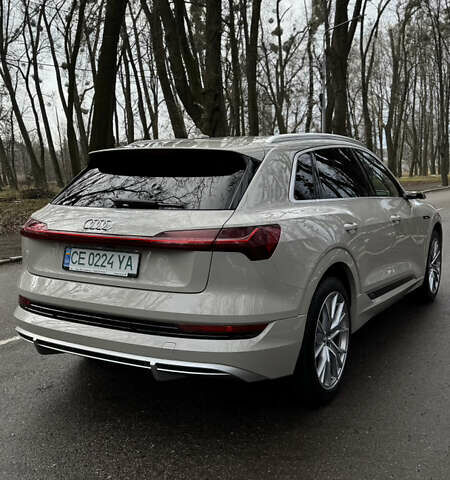 Ауді E-Tron, об'ємом двигуна 0 л та пробігом 42 тис. км за 37000 $, фото 3 на Automoto.ua