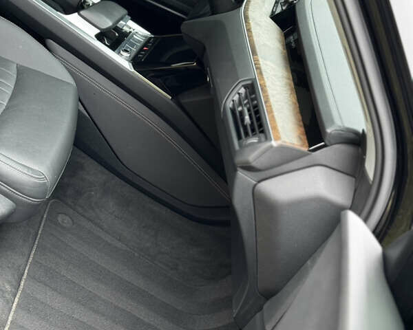 Ауди E-Tron, объемом двигателя 0 л и пробегом 95 тыс. км за 28750 $, фото 33 на Automoto.ua