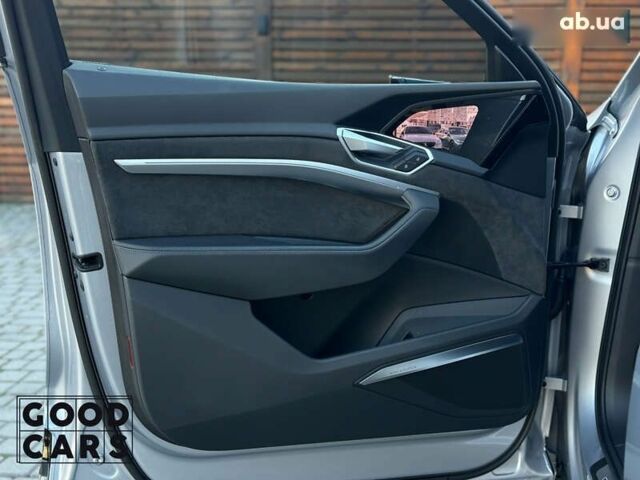 Ауди E-Tron, объемом двигателя 0 л и пробегом 43 тыс. км за 34000 $, фото 11 на Automoto.ua
