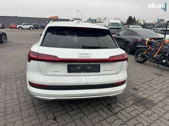 Ауди E-Tron, объемом двигателя 0 л и пробегом 40 тыс. км за 13200 $, фото 5 на Automoto.ua