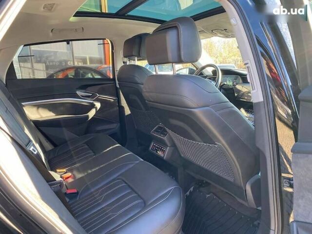 Ауді E-Tron, об'ємом двигуна 0 л та пробігом 61 тис. км за 36500 $, фото 25 на Automoto.ua