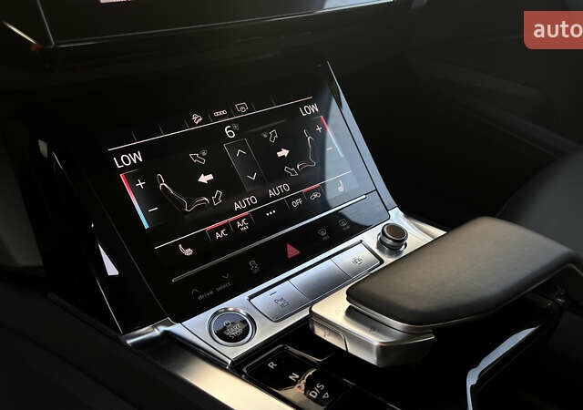 Ауди E-Tron, объемом двигателя 0 л и пробегом 72 тыс. км за 31405 $, фото 28 на Automoto.ua