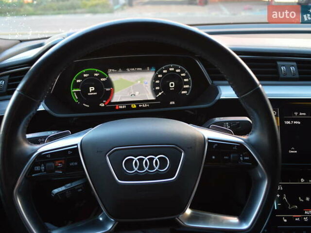 Ауди E-Tron, объемом двигателя 0 л и пробегом 59 тыс. км за 35900 $, фото 20 на Automoto.ua
