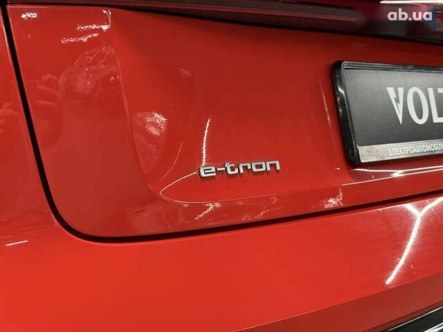 Ауді E-Tron, об'ємом двигуна 0 л та пробігом 167 тис. км за 22600 $, фото 12 на Automoto.ua