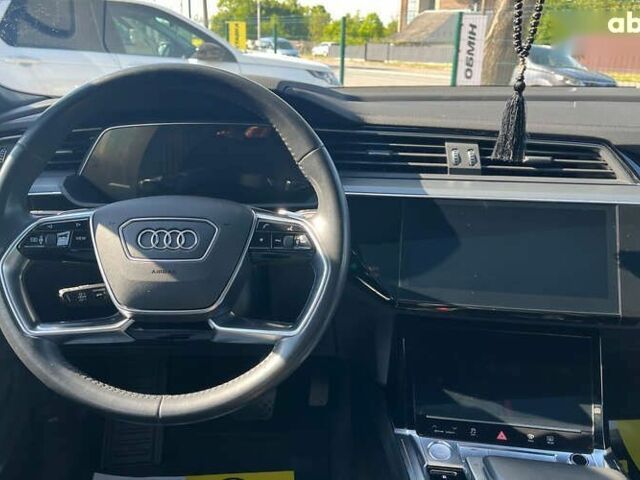 Ауді E-Tron, об'ємом двигуна 0 л та пробігом 45 тис. км за 33500 $, фото 21 на Automoto.ua