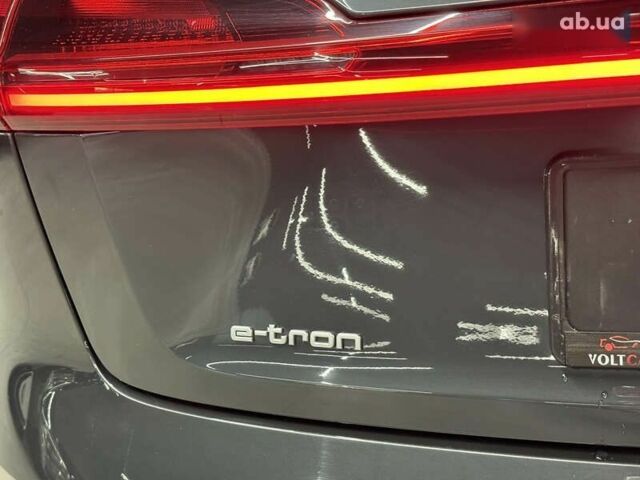 Ауді E-Tron, об'ємом двигуна 0 л та пробігом 207 тис. км за 19600 $, фото 16 на Automoto.ua