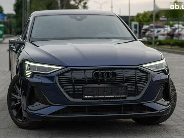 Ауди E-Tron, объемом двигателя 0 л и пробегом 67 тыс. км за 38500 $, фото 11 на Automoto.ua