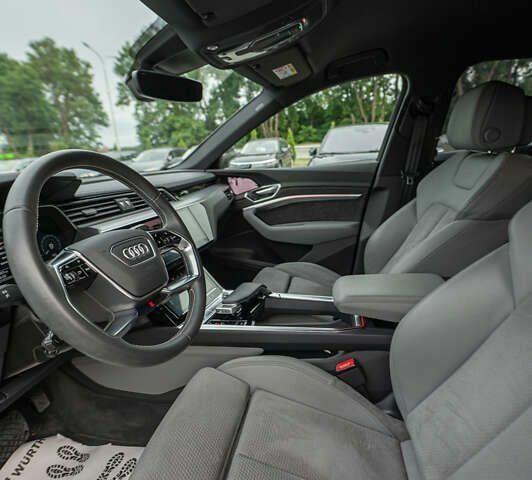 Ауди E-Tron, объемом двигателя 0 л и пробегом 67 тыс. км за 38500 $, фото 17 на Automoto.ua