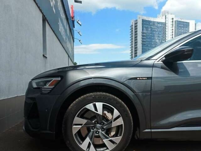 Ауді E-Tron, об'ємом двигуна 0 л та пробігом 37 тис. км за 35800 $, фото 3 на Automoto.ua