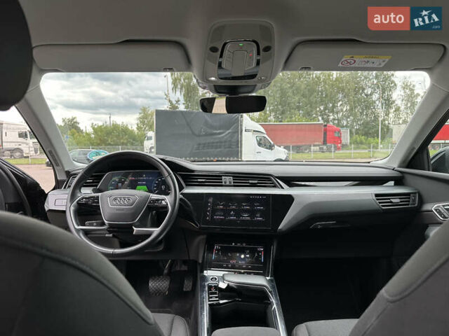 Ауди E-Tron, объемом двигателя 0 л и пробегом 113 тыс. км за 26000 $, фото 16 на Automoto.ua