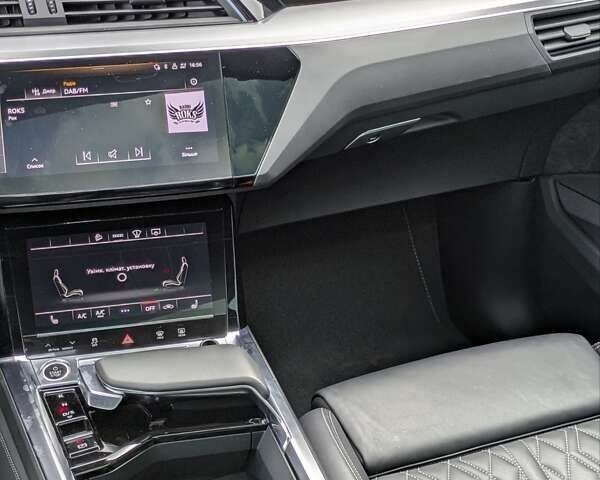 Ауди E-Tron, объемом двигателя 0 л и пробегом 62 тыс. км за 38900 $, фото 16 на Automoto.ua