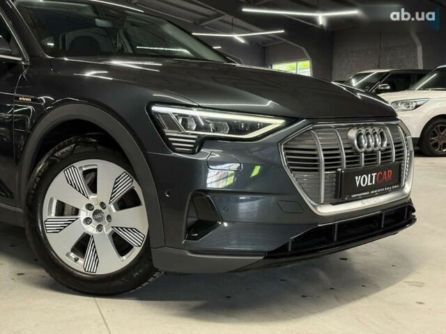 Ауді E-Tron, об'ємом двигуна 0 л та пробігом 207 тис. км за 20000 $, фото 2 на Automoto.ua