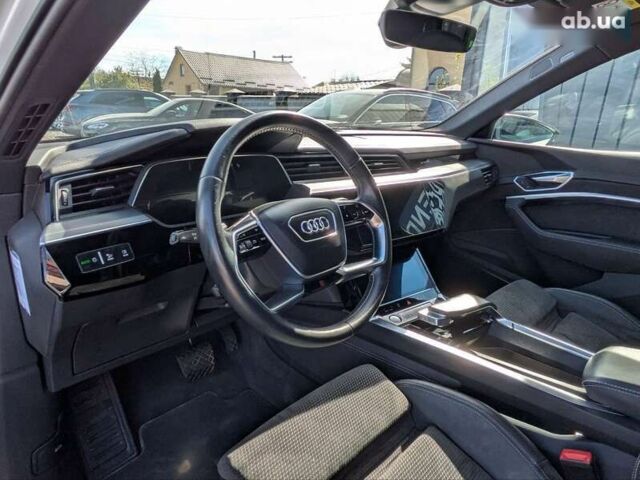 Ауді E-Tron, об'ємом двигуна 0 л та пробігом 66 тис. км за 29950 $, фото 8 на Automoto.ua