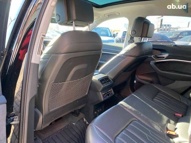 Ауді E-Tron, об'ємом двигуна 0 л та пробігом 61 тис. км за 36500 $, фото 22 на Automoto.ua