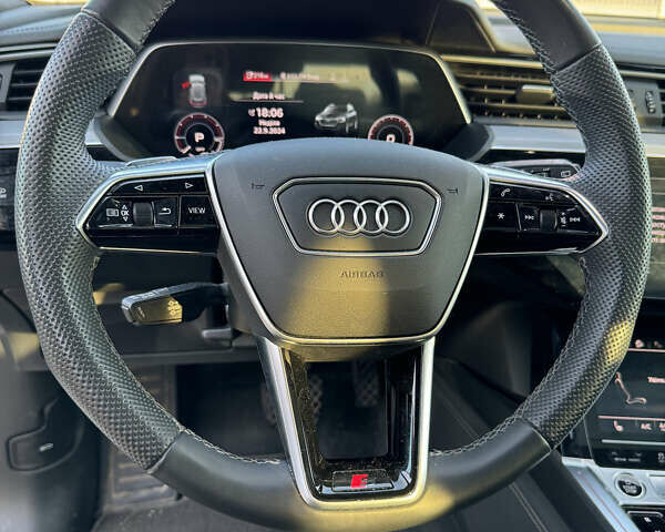 Ауді E-Tron 2020 у Львові на Automoto.ua Ауді E-Tron, об'ємом двигуна 0 л та пробігом 92 тис. км за 29900 $, фото 19 на Automoto.ua