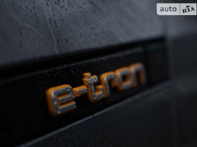 Ауди E-Tron, объемом двигателя 0 л и пробегом 127 тыс. км за 35483 $, фото 19 на Automoto.ua