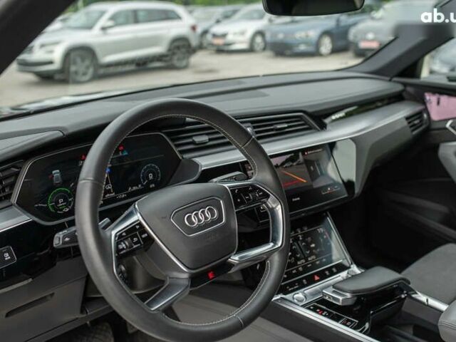 Ауди E-Tron, объемом двигателя 0 л и пробегом 67 тыс. км за 38500 $, фото 16 на Automoto.ua