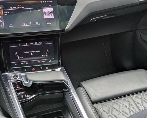Ауди E-Tron, объемом двигателя 0 л и пробегом 62 тыс. км за 38900 $, фото 17 на Automoto.ua