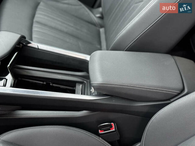 Ауди E-Tron, объемом двигателя 0 л и пробегом 95 тыс. км за 28750 $, фото 25 на Automoto.ua