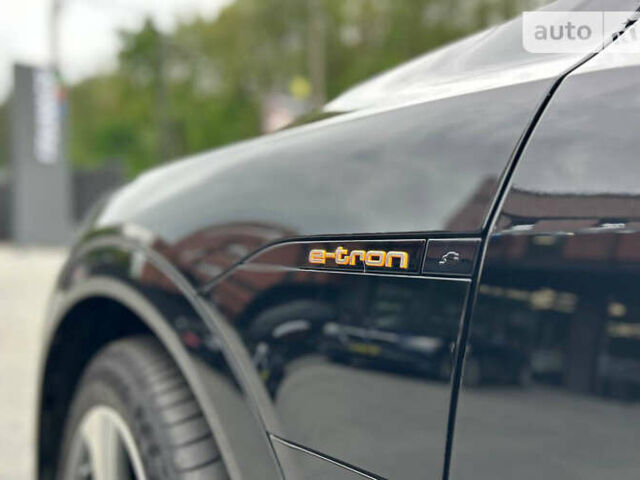 Ауди E-Tron, объемом двигателя 0 л и пробегом 26 тыс. км за 68000 $, фото 6 на Automoto.ua