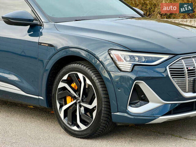 Ауди E-Tron, объемом двигателя 0 л и пробегом 83 тыс. км за 39000 $, фото 3 на Automoto.ua