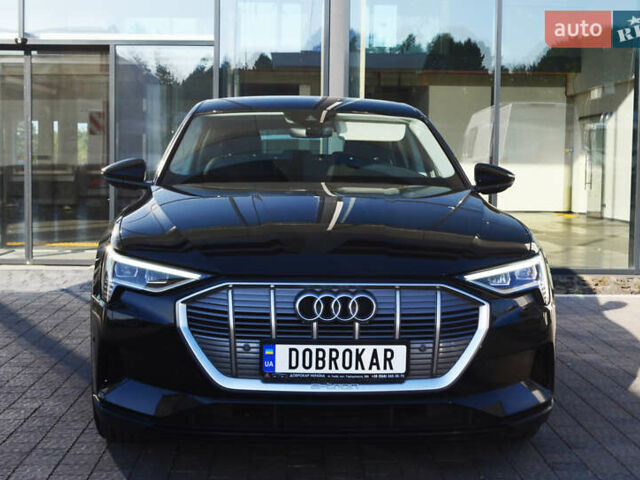 Ауди E-Tron, объемом двигателя 0 л и пробегом 72 тыс. км за 31405 $, фото 1 на Automoto.ua