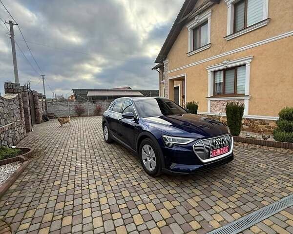 Ауди E-Tron, объемом двигателя 0 л и пробегом 147 тыс. км за 25900 $, фото 8 на Automoto.ua