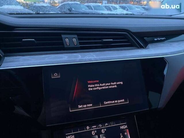 Ауді E-Tron, об'ємом двигуна 0 л та пробігом 55 тис. км за 29400 $, фото 13 на Automoto.ua