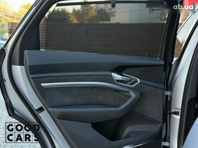 Ауди E-Tron, объемом двигателя 0 л и пробегом 43 тыс. км за 34000 $, фото 24 на Automoto.ua