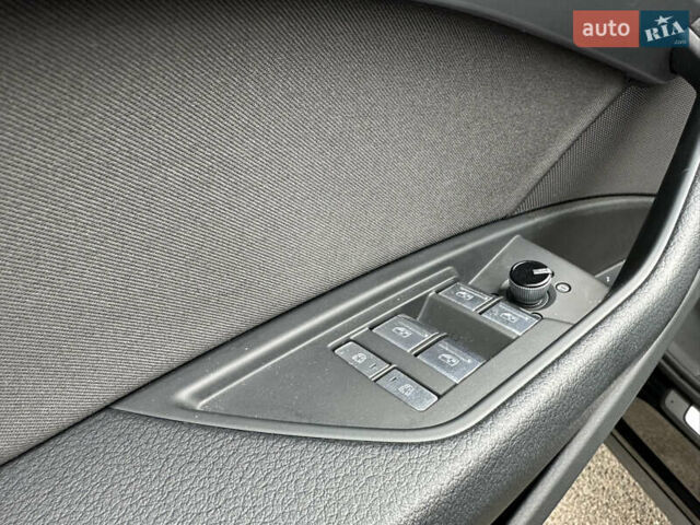 Ауди E-Tron, объемом двигателя 0 л и пробегом 113 тыс. км за 26000 $, фото 20 на Automoto.ua