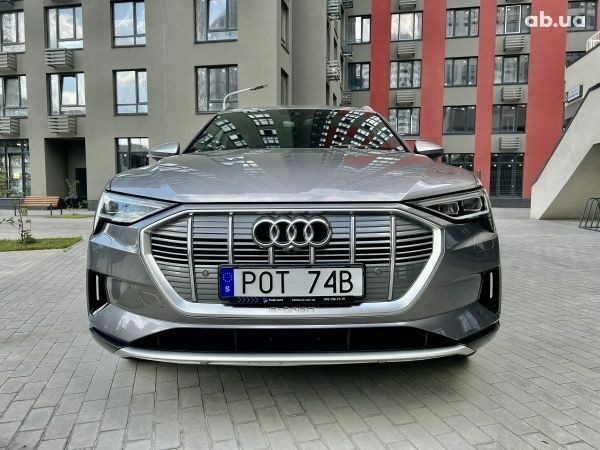 Ауди E-Tron, объемом двигателя 0 л и пробегом 0 тыс. км за 53900 $, фото 1 на Automoto.ua