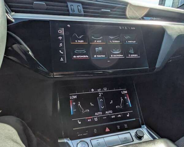Ауді E-Tron, об'ємом двигуна 0 л та пробігом 66 тис. км за 29950 $, фото 18 на Automoto.ua