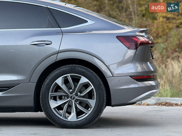 Ауди E-Tron, объемом двигателя 0 л и пробегом 81 тыс. км за 34999 $, фото 16 на Automoto.ua